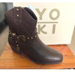 Yoki Krizel-06 Womens Brown Studded Harness Western Ankle Boots Size 8 New Box